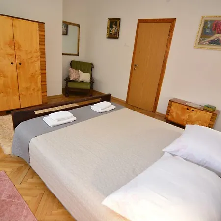Nela Apartman