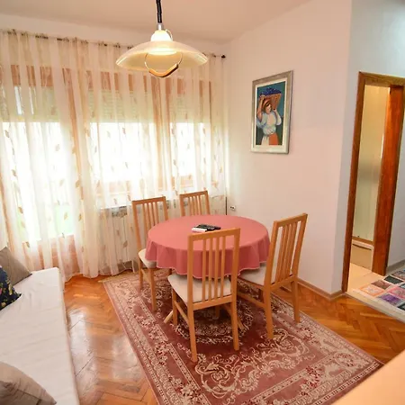 Apartman Nela